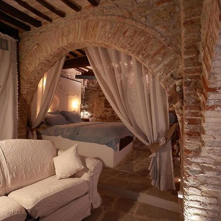 Апартаменти La Casina Del Lillotatini Панікале Екстер'єр фото